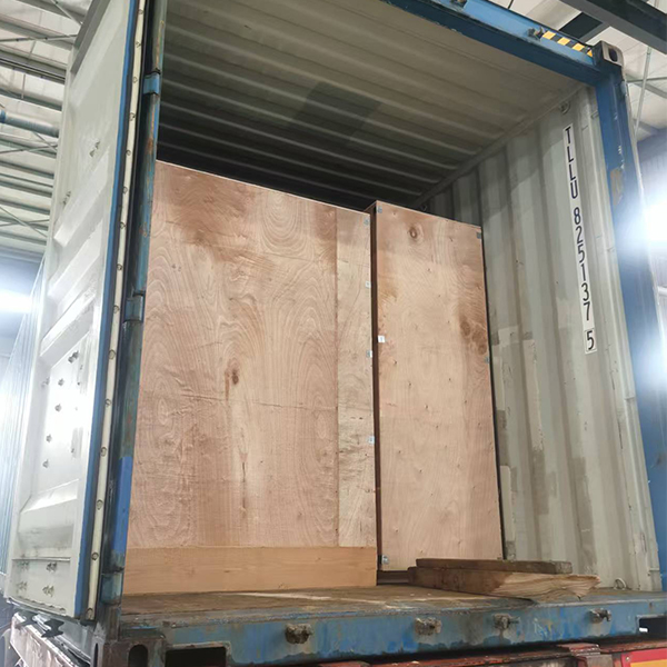 Wooden case packing التعبئة حالة خشبية